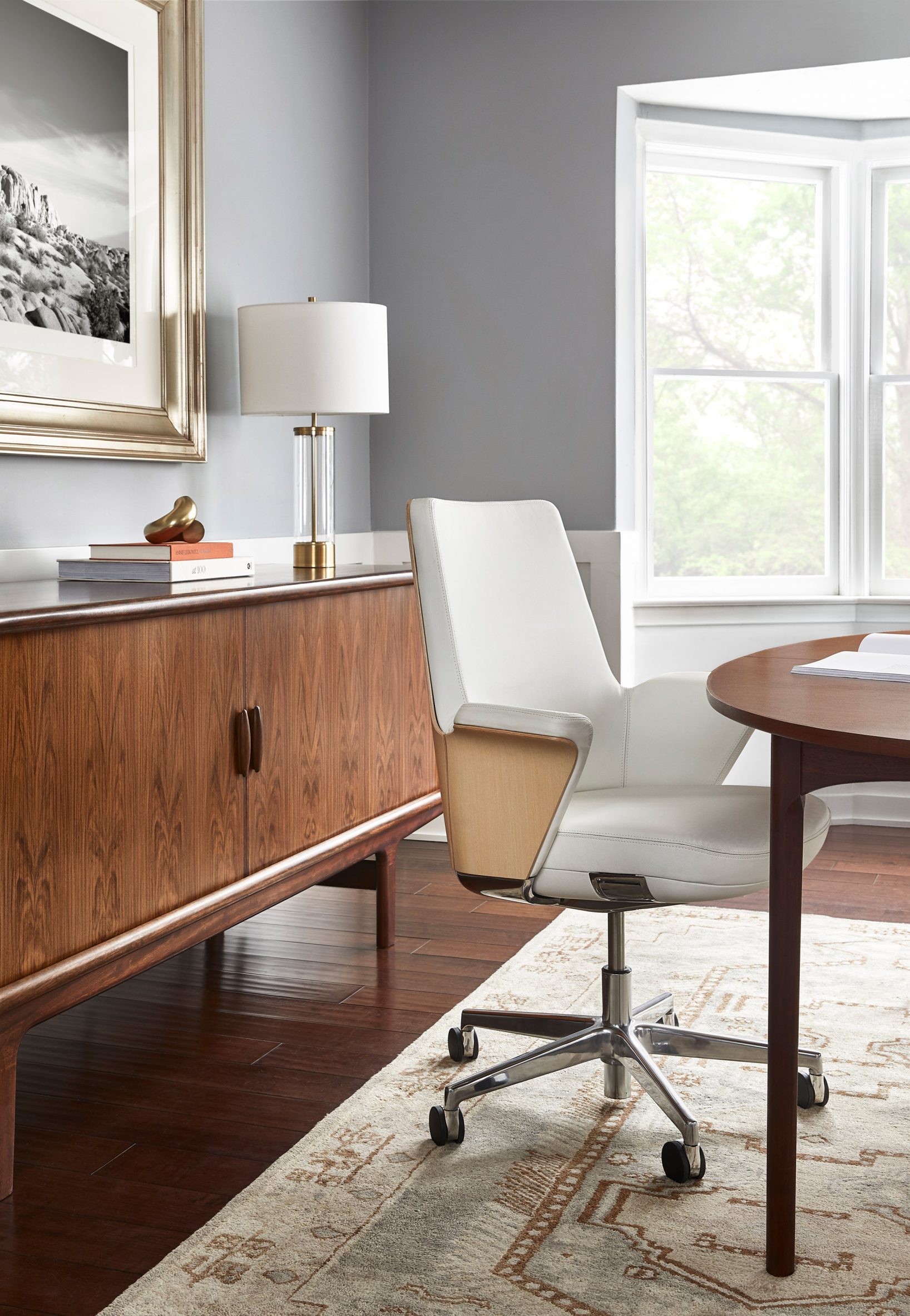 Summa x Maribo executive chair by Humanscale