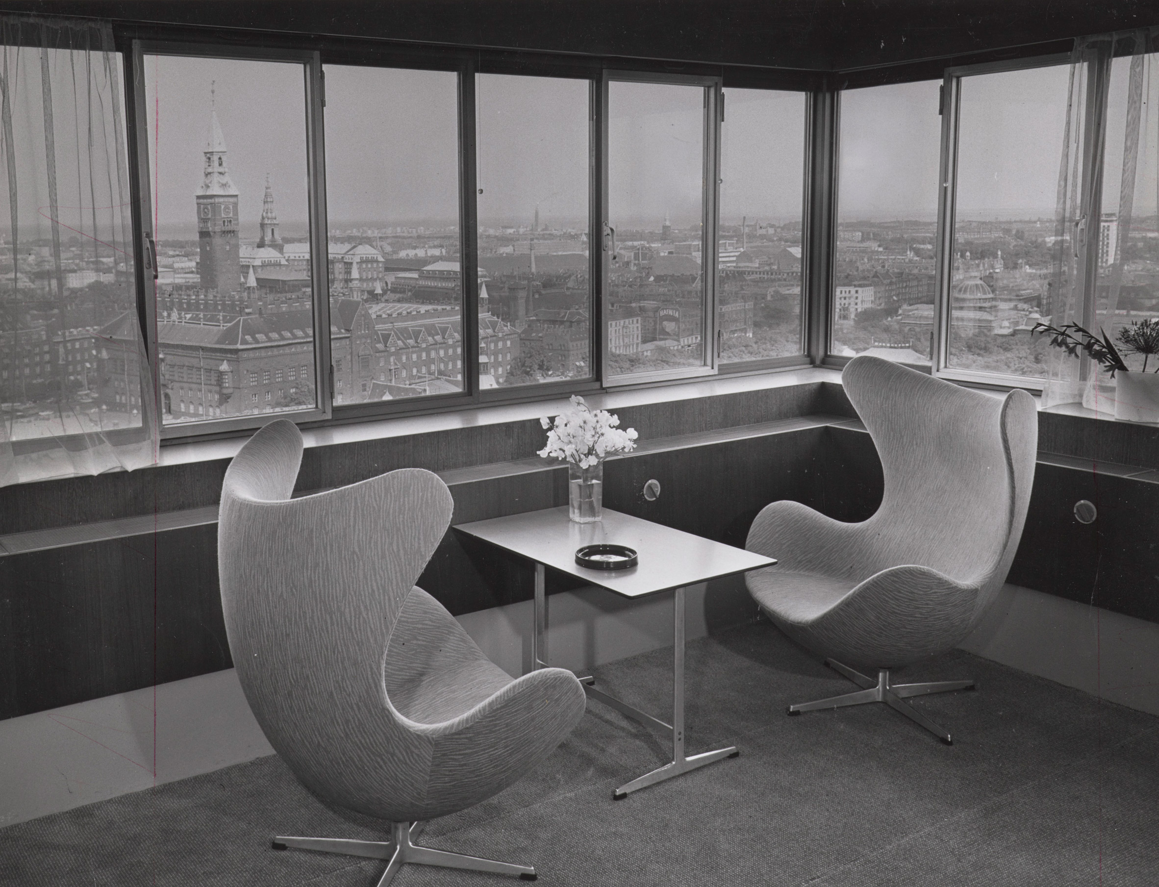 Archival image of Egg chairs at the SAS Royal Hotel 