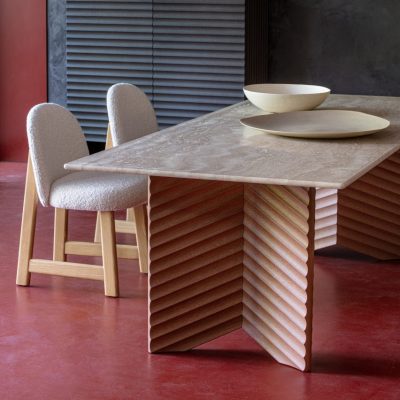 rows-table-moroso-dezeen-showroom_dezeen_2364_col_3-852x852-1